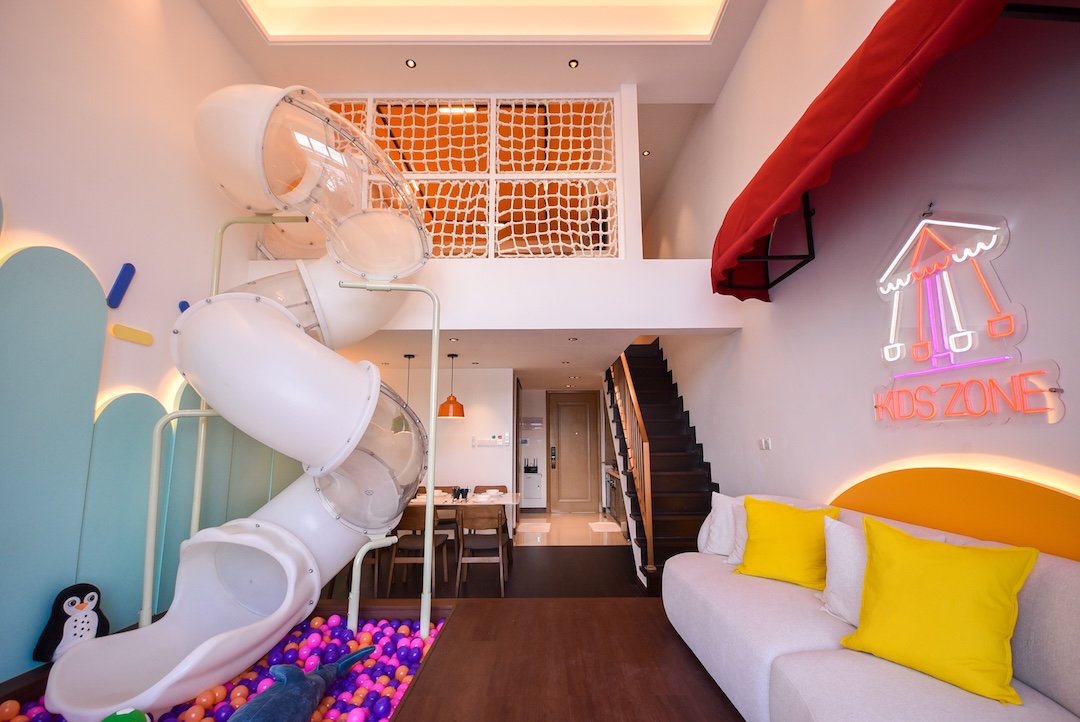 Modern furnished apartment managed by Nest Home for Airbnb rentals